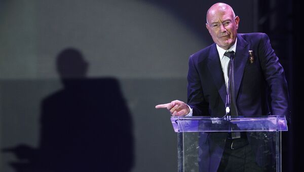 Producer Arnon Milchan accepts the Legacy of Citizens Lifetime Achievement award at the 'From Vision to Reality' event celebrating the 60th Anniversary of the state of Israel in Los Angeles. (File) - Sputnik International