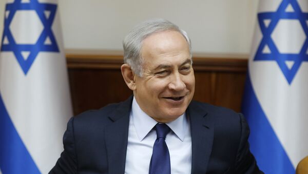 Israeli Prime Minister Benjamin Netanyahu attends the weekly cabinet meeting in Jerusalem, Sunday, July 30, 2017 - Sputnik International