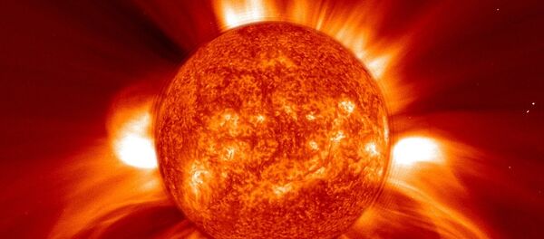 While scientists voice alarm over six recent solar flares, it is just the easy bit if compared to a mechanic contact between the star and the Earth - Sputnik International