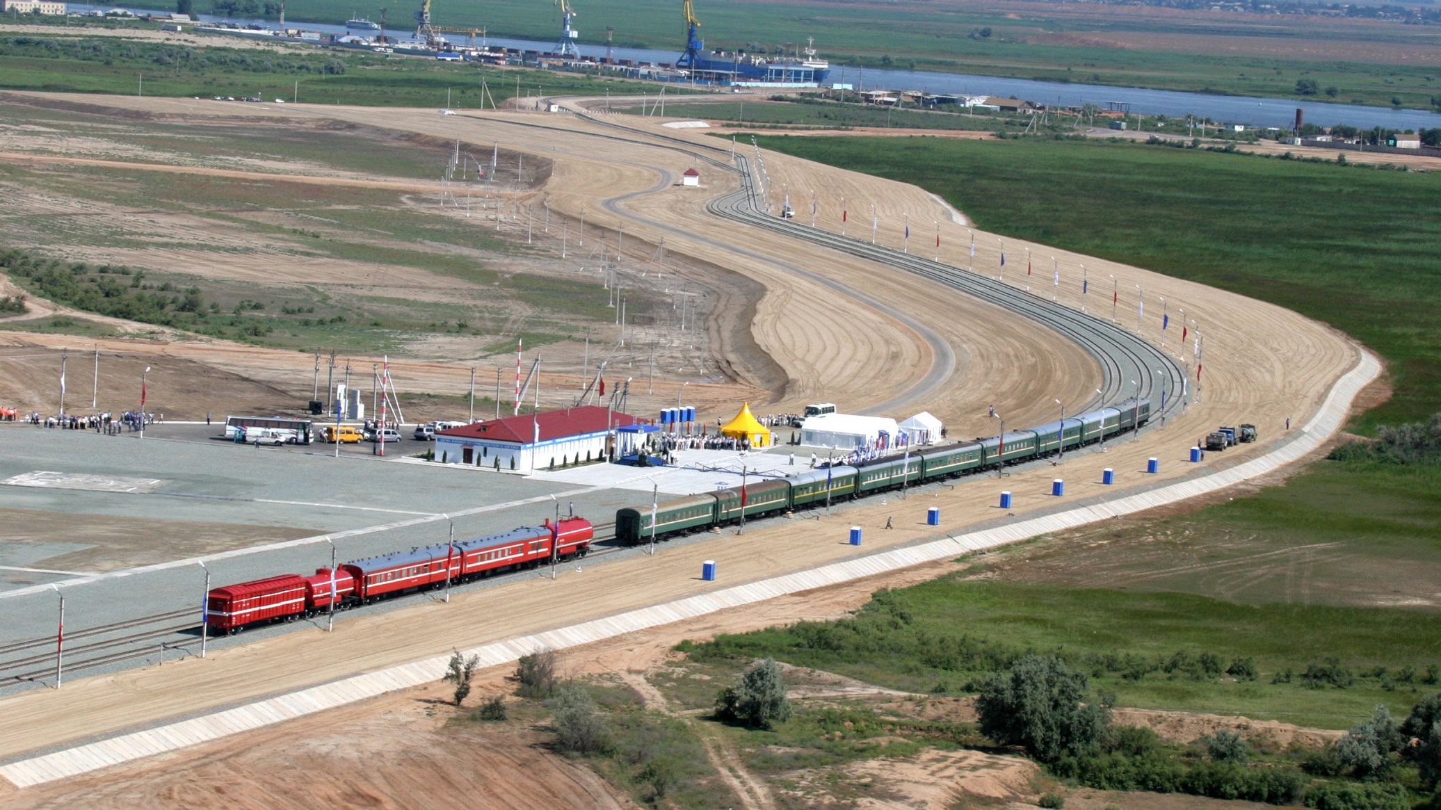 Trans-Afghan Transport Corridor Could Avert Logistical Crisis a la Strait of Hormuz - Expert