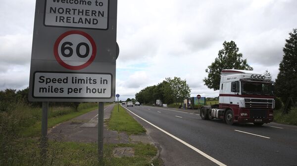 This is a June 15, 2016 file photo of of traffic crossing the border between the Republic of Ireland and Northern Ireland in the village of Bridgend, Co Donegal Ireland. - Sputnik International