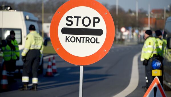 Danish police have set up a border control point at the border town of Krusa bei Flensburg. (File) - Sputnik International