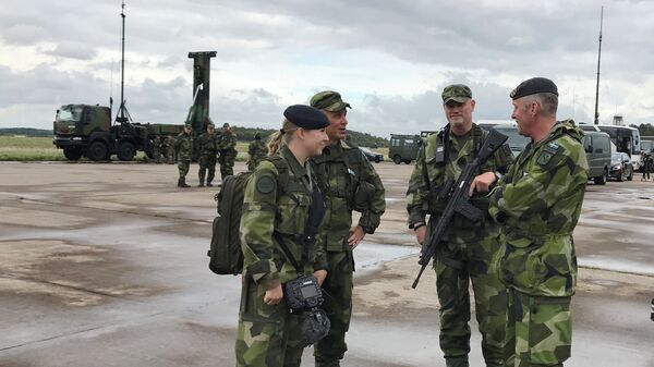 Sweden's soldiers attend the Aurora 17 military exercise in Gothenburg, Sweden September 13, 2017 - Sputnik International