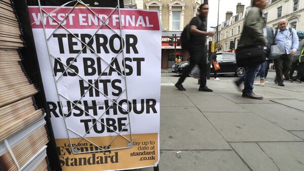 A London evening newspaper stand displays their headline outside Paddington tube station in London, after a terrorist incident was declared at Parsons Green subway station Friday, Sept. 15, 2017. - Sputnik International