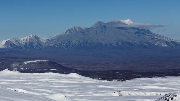 Zhupanovsky Volcano in Kamchatka. File photo - Sputnik International