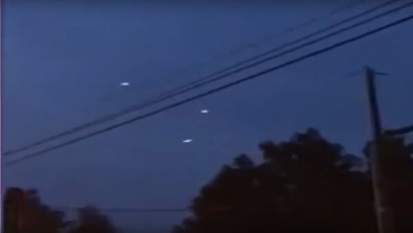 Mysterious lights | Salt Lake City residents film mysterious lights in the sky - Sputnik International