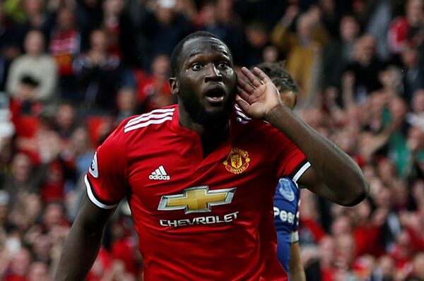 Soccer Football - Premier League - Manchester United vs Everton - Old Trafford, Manchester, Britain - September 17, 2017 Manchester United's Romelu Lukaku celebrates scoring their third goal Soccer Football - Premier League - Manchester United vs Everton - Old Trafford, Manchester, Britain - September 17, 2017 Manchester United's Romelu Lukaku celebrates scoring their third goal - Sputnik International