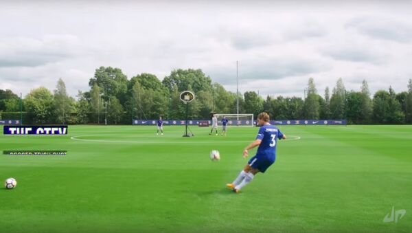 Soccer Trick Shots ft. Chelsea F.C. | Dude Perfect - Sputnik International