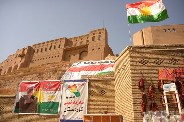 Banners calling for voting in a referendum on Iraqi Kurdistan independence from Baghdad in Erbil Banners calling for voting in a referendum on Iraqi Kurdistan independence from Baghdad in Erbil - Sputnik International