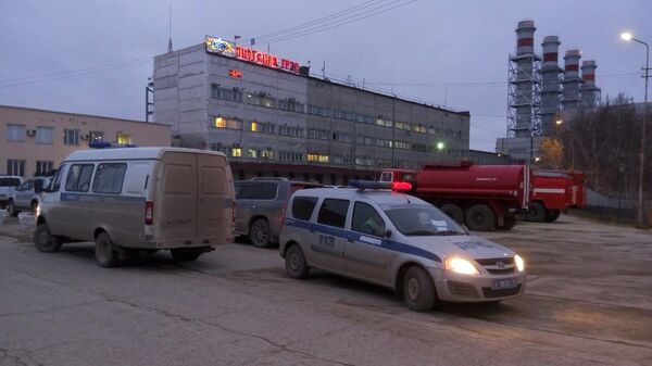 A car of Russian police near the building of Yakutsk power plant where the fire took place. - Sputnik International