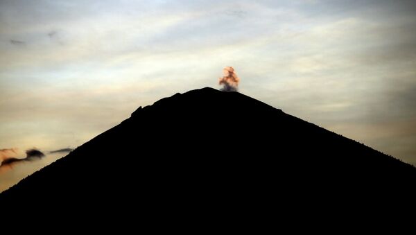 Mount Agung volcano is seen at sunset in Karangasem, Bali, Indonesia - Sputnik International