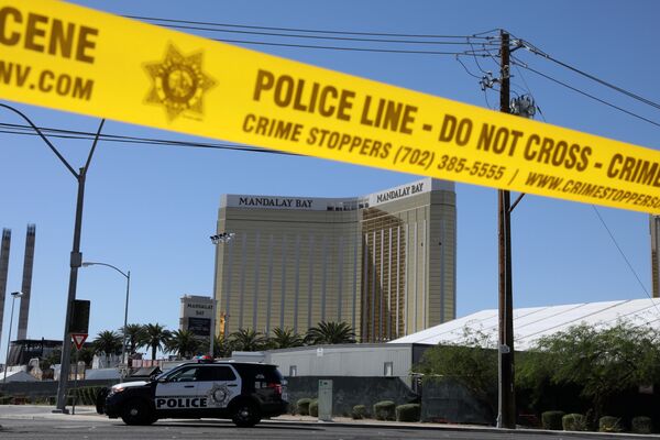 The site of the Route 91 music festival mass shooting is seen outside the Mandalay Bay Resort and Casino in Las Vegas, Nevada, U.S. October 2, 2017 - Sputnik International
