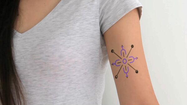 An international team of researchers has developed smart biosensitive inks that can be used to create tattoos in order to track glucose and sodium levels in blood - Sputnik International