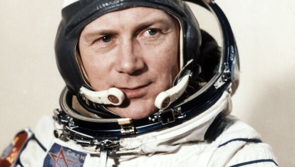Portrait of East German cosmonaut Sigmund Jaehn, first German astronaut, taken on August 26, 1978 at the Cosmodrome in Baikonur, Russia prior to his space trip aboard Soviet rocket Soyuz 31. (File) - Sputnik International
