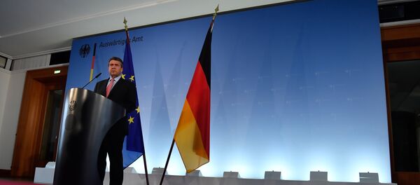 German Vice Chancellor and Foreign Minister Sigmar Gabriel gives a press conference on October 9, 2017 at the Foreign Ministry in Berlin to comment on Germany's position concerning the uphold of the landmark Iran nuclear deal. German Vice Chancellor and Foreign Minister Sigmar Gabriel gives a press conference on October 9, 2017 at the Foreign Ministry in Berlin to comment on Germany's position concerning the uphold of the landmark Iran nuclear deal. - Sputnik International