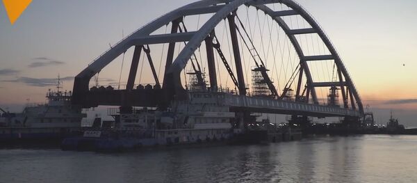 Delivery of Road Arches of the Crimean Bridge - Sputnik International