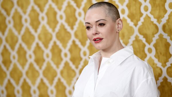 Actress Rose McGowan poses at the premiere of the HBO film at Paramount Studios in Los Angeles. (File) - Sputnik International