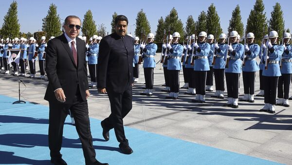 Nicolás Maduro, presidente de Venezuela, y Recep Tayyip Erdogan, presidente de Turquía, Ankara, 6 de octubre de 2017 - Sputnik International