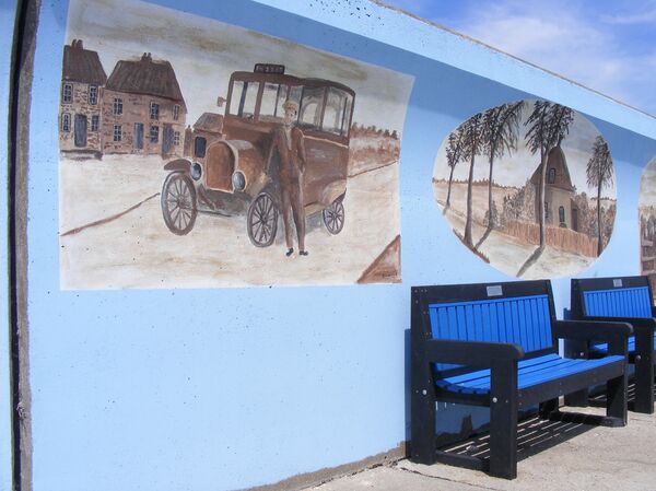 Canvey sea wall mural - Sputnik International