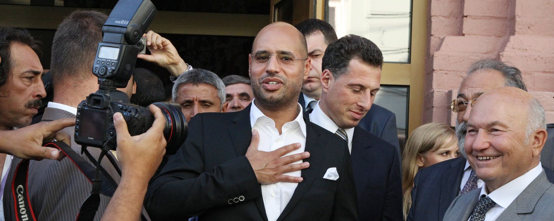 Saif al-Islam Gaddafi visits The Desert is Not Silent exhibition of Libya's ancient and contemporary art. File photo - Sputnik International, 1920, 04.02.2026