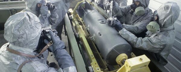 Soviet and foreign journalists watch the dismantling of chemical munitions. - Sputnik International