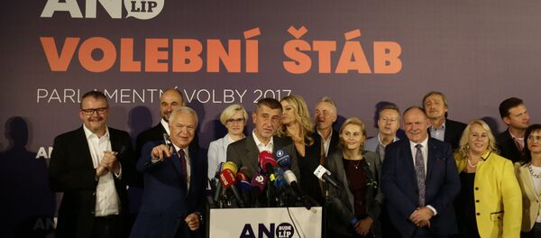 The leader of ANO party Andrej Babis with his fellow party members attends a news conference at the party's election headquarters after the country’s parliamentary elections in Prague, Czech Republic October 21, 2017 The leader of ANO party Andrej Babis with his fellow party members attends a news conference at the party's election headquarters after the country’s parliamentary elections in Prague, Czech Republic October 21, 2017 - Sputnik International