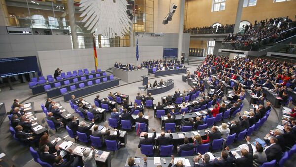Delegates vote during the first plenary session at the German lower house of Parliament, Bundestag, after a general election in Berlin, Germany, October 24, 2017. - Sputnik International