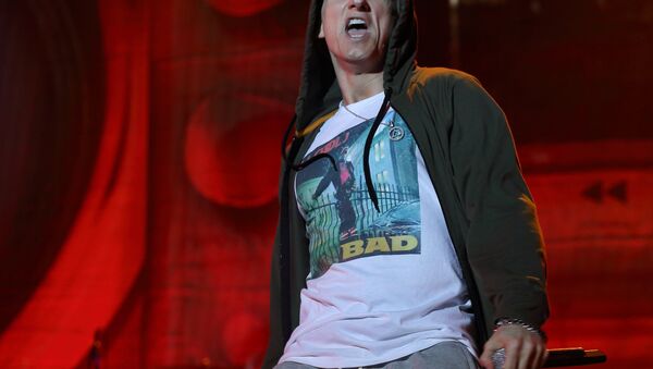 Eminem performs at Lollapalooza in Chicago's Grant Park on Friday, Aug. 1, 2014. - Sputnik International