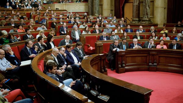 Plenary session of the Catalan Parliament. Its deputies discuss potential measures in response to the Spanish Government's decision to use the 155th Article of the Constitution and actually introduce direct rule of the autonomy from Madrid - Sputnik International
