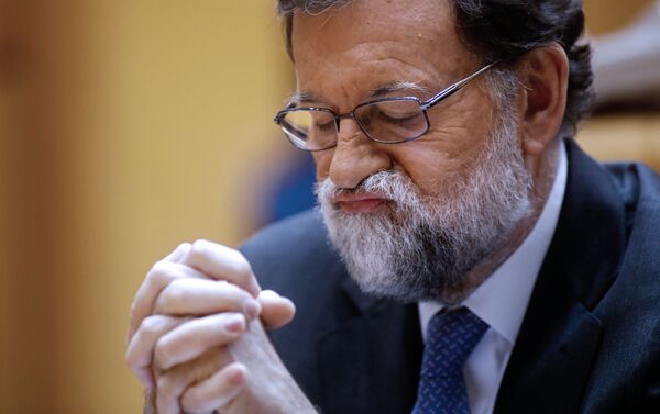 Spain's Prime Minister Mariano Rajoy, gestures as he attends a session of the Upper House of Parliament in Madrid, October 27, 2017 - Sputnik International