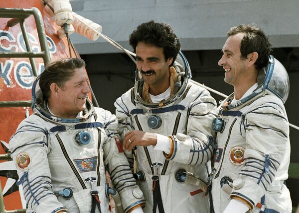 Afghanistan's First Cosmonaut to Sputnik: 'In Time of Danger, We Told Jokes' Afghanistan's First Cosmonaut to Sputnik: 'In Time of Danger, We Told Jokes' - Sputnik International