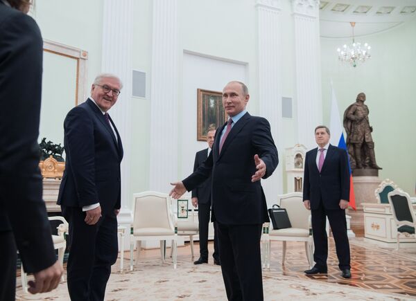 President Vladimir Putin meets with President of Germany Frank-Walter Steinmeier President Vladimir Putin meets with President of Germany Frank-Walter Steinmeier - Sputnik International