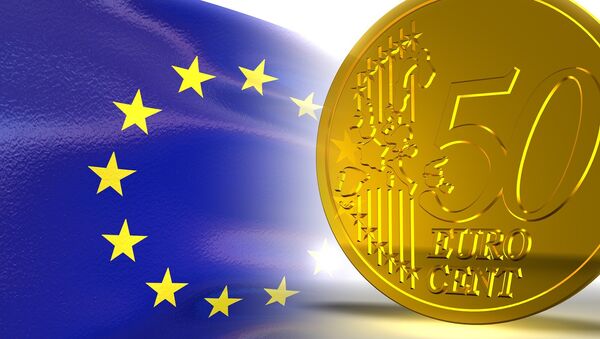 Euro currency and EU flag - Sputnik International