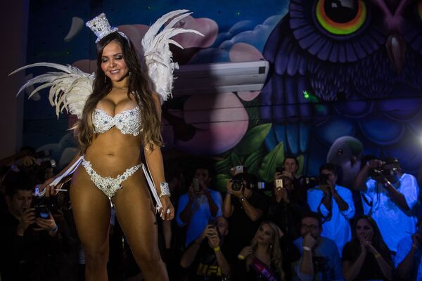 Miss BumBum 2017: Curvy Ladies Show Their Sexy Side at Brazilian Contest - Sputnik International