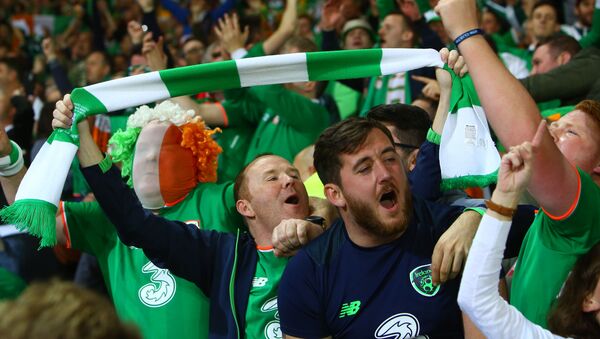 Republic of Ireland fans celebrate victory after the group D World Cup qualifying football match between Wales and Republic of Ireland at Cardiff City Stadium in Cardiff on October 10, 2017 - Sputnik International