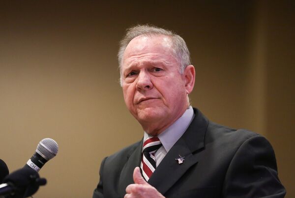 Judge Roy Moore participates in the Mid-Alabama Republican Club's Veterans Day Program in Vestavia Hills, Alabama, U.S., November 11, 2017 - Sputnik International