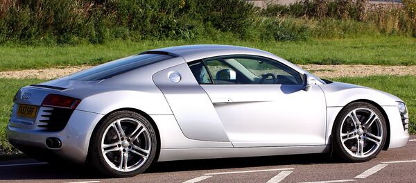 Audi R8 - Sputnik International