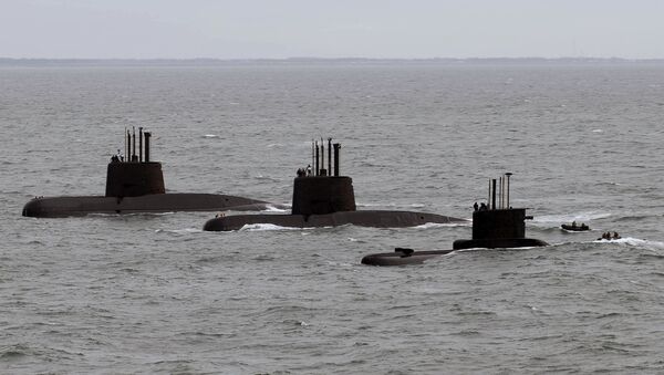 File picture released by Telam showing submarines ARA San Juan, ARA Salta and ARA Santa Cruz upon arrival to Mar del Plata's Navy Base on June 13, 2014 - Sputnik International