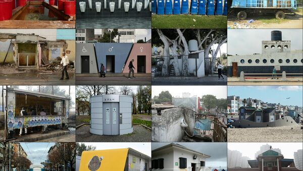 This combination of pictures made on November 17, 2017 presents an AFP worlwide photo theme on public toilets ahead of the United Nations World Toilet Day on November 19, 2017 as some 4.5 billion people live without a household toilet that safely disposes of their waste according to the UN - Sputnik International