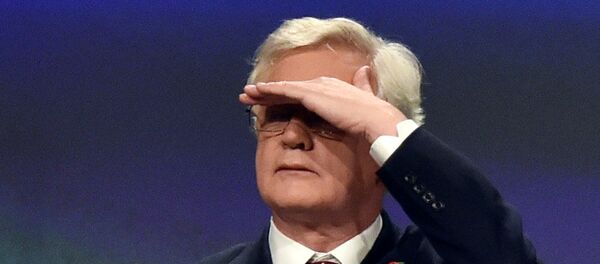 Britain's Secretary of State for Exiting the European Union David Davis gestures as he addresses a joint news conference with European Union's chief Brexit negotiator Michel Barnier (not on the picture) after the latest round of talks in Brussels, Belgium November 10, 2017. Britain's Secretary of State for Exiting the European Union David Davis gestures as he addresses a joint news conference with European Union's chief Brexit negotiator Michel Barnier (not on the picture) after the latest round of talks in Brussels, Belgium November 10, 2017. - Sputnik International