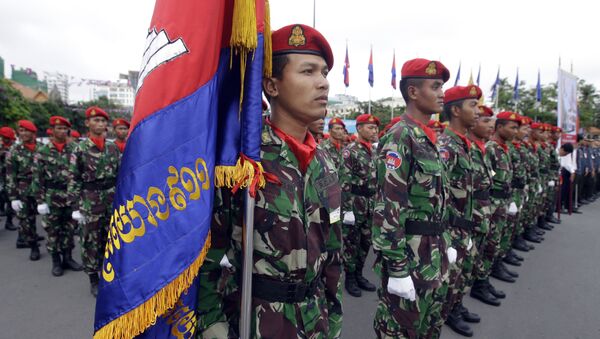 Cambodian soldiers attend the Independence Day celebrations in Phnom Penh, Cambodia, Thursday, Nov. 9, 2017. Some hundreds of civil servants and students gathered to mark the country's 64th Independence Day. The country gained independence from France on Nov. 9, 1953. - Sputnik International