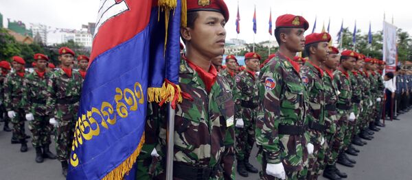 Cambodian soldiers attend the Independence Day celebrations in Phnom Penh, Cambodia, Thursday, Nov. 9, 2017. Some hundreds of civil servants and students gathered to mark the country's 64th Independence Day. The country gained independence from France on Nov. 9, 1953. - Sputnik International