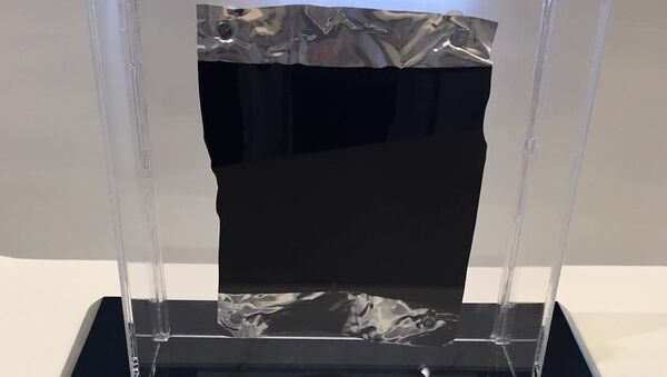 A piece of Vantablack, the darkest material on Earth - Sputnik International