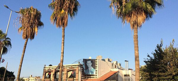 Poster with Assad in Latakia - Sputnik International