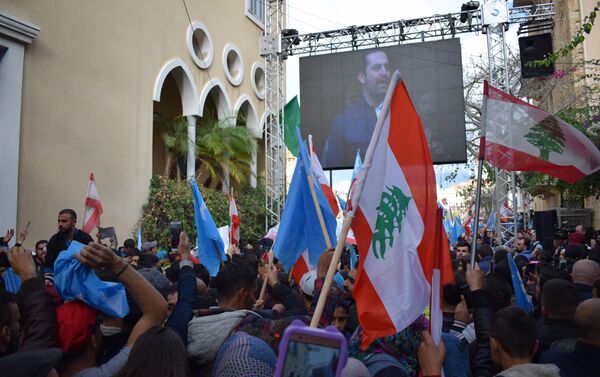 LEBANON: PEOPLE CELEBRATE RETURN OF THE PRIME MINISTER S. HARIRI TO THE COUNTRY - Sputnik International