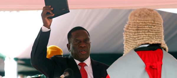 Emmerson Mnangagwa is sworn in as Zimbabwe's president in Harare, Zimbabwe, November 24, 2017 Emmerson Mnangagwa is sworn in as Zimbabwe's president in Harare, Zimbabwe, November 24, 2017 - Sputnik International
