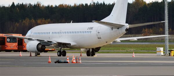 GetJet Airlines, LY-EWE, Boeing 737-330 - Sputnik International
