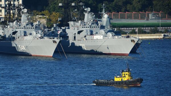 Vladivostok, Russia. Pacific Fleet warships in the local Zolotoi Rog (Golden Horn) Harbor - Sputnik International
