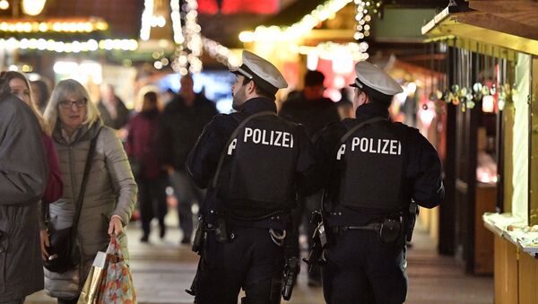 Police at the Christmas market in Essen in Germany - Sputnik International