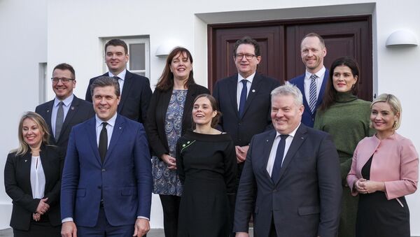 Iceland's new Prime Minister Katrin Jakobsdottir (C) with her government poses for media in Reykjavik, Iceland November 30, 2017 - Sputnik International
